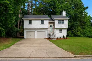 3449 Oak Run Dr, Lithonia, GA 30038 - Photo 2