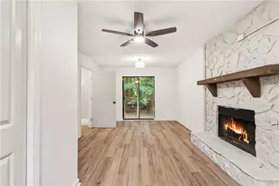 3449 Oak Run Dr, Lithonia, GA 30038 - Photo 16