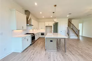 624 Silva St, Cumming, GA 30040 - Photo 6