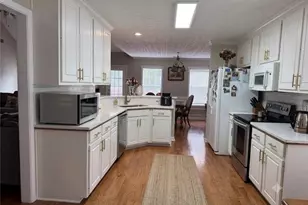 1215 Martins Chapel Ln, Lawrenceville, GA 30045 - Photo 8