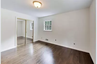471 Dalrymple Road NE, Sandy Springs, GA 30328 - Photo 26