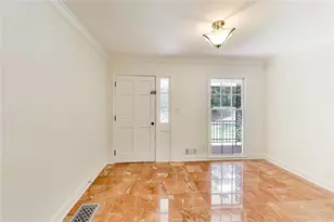 471 Dalrymple Road NE, Sandy Springs, GA 30328 - Photo 6