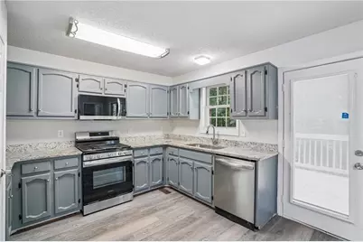 301 Madeline Way, Temple, GA 30179 - Photo 2