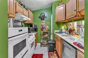 6153 Creekford Dr Dr, Lithonia, GA 30058 - Photo 10