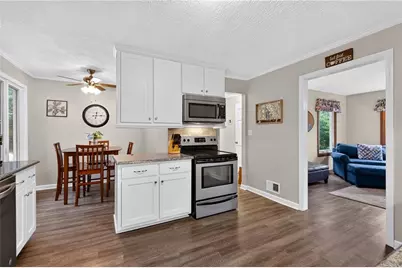208 Nacoochee Drive, Woodstock, GA 30188 - Photo 6