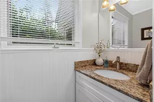 208 Nacoochee Dr, Woodstock, GA 30188 - Photo 10