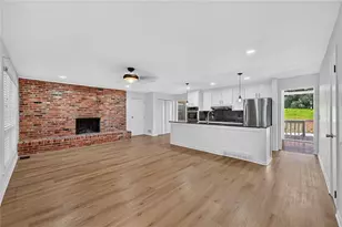 1714 S Johnson Ferry Rd NE, Atlanta, GA 30319 - Photo 2