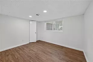 1714 S Johnson Ferry Rd NE, Atlanta, GA 30319 - Photo 12