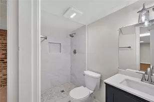 1714 S Johnson Ferry Rd NE, Atlanta, GA 30319 - Photo 16