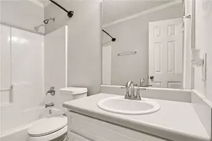 160 Vineyards Dr, Newnan, GA 30265 - Photo 12