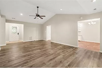 160 Vineyards Drive, Newnan, GA 30265 - Photo 6