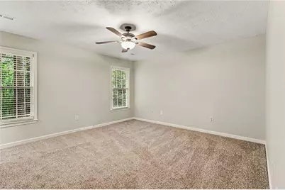 160 Vineyards Drive, Newnan, GA 30265 - Photo 8