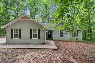 160 Vineyards Dr, Newnan, GA 30265 - Photo 1