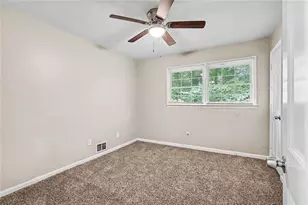 3348 Goldenchain Dr, Lithonia, GA 30038 - Photo 20