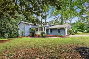 3348 Goldenchain Dr, Lithonia, GA 30038 - Photo 2