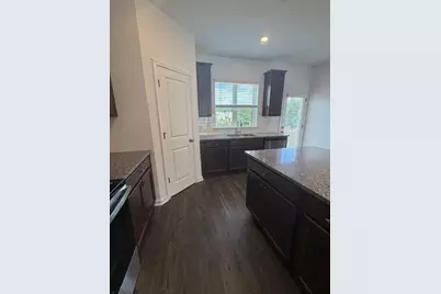 2829 Rosehall Way, Lawrenceville, GA 30044 - Photo 8