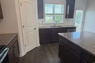 2829 Rosehall Wy, Lawrenceville, GA 30044 - Photo 8