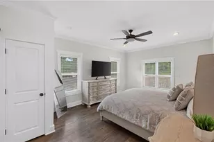 8 S Eugenia Pl NW, Atlanta, GA 30318 - Photo 14