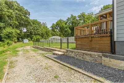 8 S Eugenia Place NW, Atlanta, GA 30318 - Photo 38