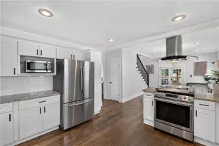 8 S Eugenia Pl NW, Atlanta, GA 30318 - Photo 6