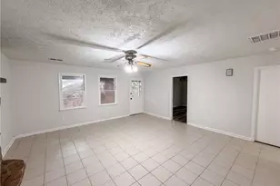 9315 Dogwood Pl, Gainesville, GA 30506 - Photo 10