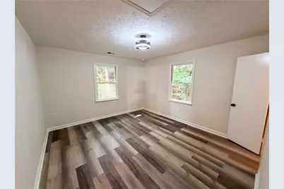 9315 Dogwood Place, Gainesville, GA 30506 - Photo 4