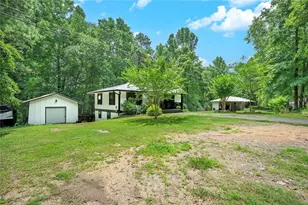 62 Valley View Dr, Cartersville, GA 30120 - Photo 2