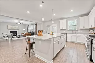 4437 Waxwing St, Hoschton, GA 30548 - Photo 18