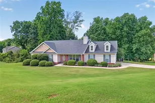 25 Persimmon Dr, Jefferson, GA 30549 - Photo 2