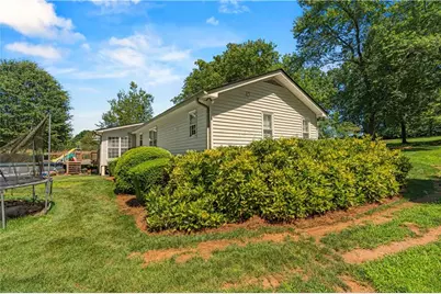 3880 Tanners Mill Road, Gainesville, GA 30507 - Photo 4