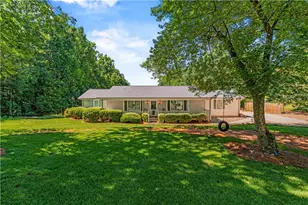 3880 Tanners Mill Rd, Gainesville, GA 30507 - Photo 1