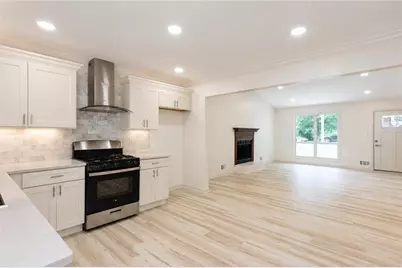 3960 Rocmar Drive, Snellville, GA 30039 - Photo 12