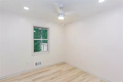 3960 Rocmar Drive, Snellville, GA 30039 - Photo 16