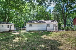 2403 Clarissa Dr, Atlanta, GA 30318 - Photo 4