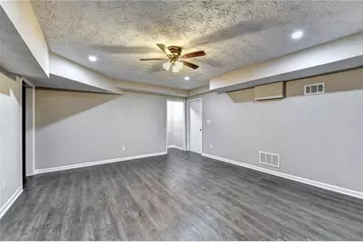 3372 Cottonwood Lane, Snellville, GA 30078 - Photo 14