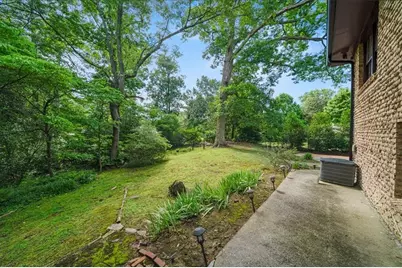5616 Mill Trace Drive, Dunwoody, GA 30338 - Photo 26