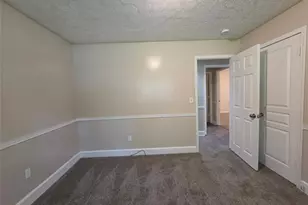 247 Sandra Dr NW, Lilburn, GA 30047 - Photo 20