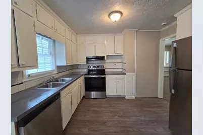 247 Sandra Drive NW, Lilburn, GA 30047 - Photo 14