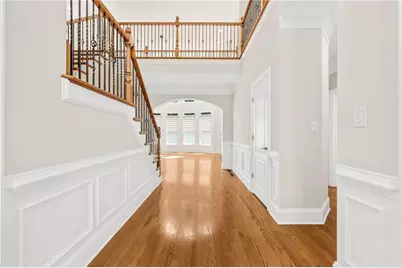 2122 Hunters Green Drive, Lawrenceville, GA 30043 - Photo 10
