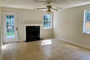 3808 Soapstone Rd, Decatur, GA 30034 - Photo 4