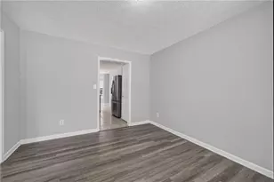 530 Sterling Pointe Ct, Lawrenceville, GA 30043 - Photo 6