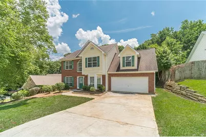 530 Sterling Pointe Court, Lawrenceville, GA 30043 - Photo 2