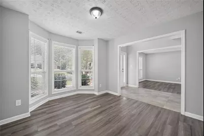530 Sterling Pointe Court, Lawrenceville, GA 30043 - Photo 8