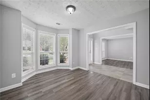 530 Sterling Pointe Ct, Lawrenceville, GA 30043 - Photo 8