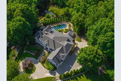 1055 Hedgerose Lane, Roswell, GA 30075 - Photo 2