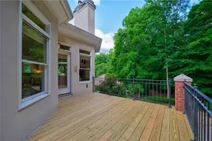 1055 Hedgerose Ln, Roswell, GA 30075 - Photo 18