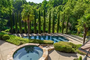 1055 Hedgerose Ln, Roswell, GA 30075 - Photo 50