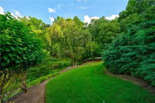 1055 Hedgerose Ln, Roswell, GA 30075 - Photo 56