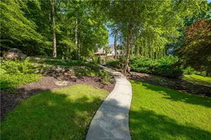 1055 Hedgerose Ln, Roswell, GA 30075 - Photo 54