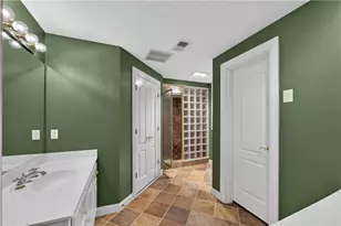 1055 Hedgerose Ln, Roswell, GA 30075 - Photo 42